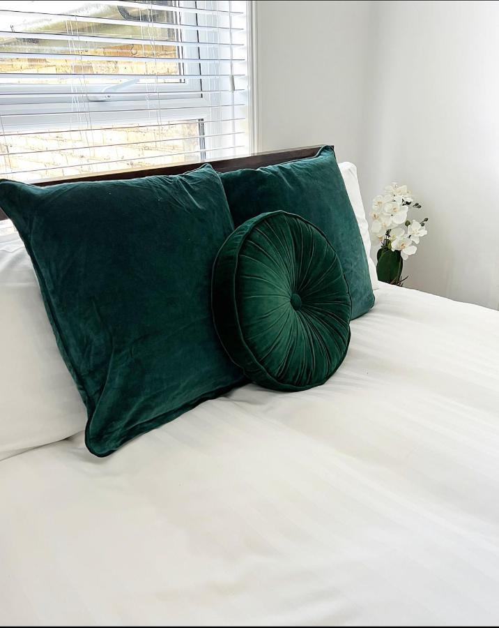 Modern 3 Bed, Heart Of Ashley Cross, 5 Mins To Sandbanks Poole Zewnętrze zdjęcie
