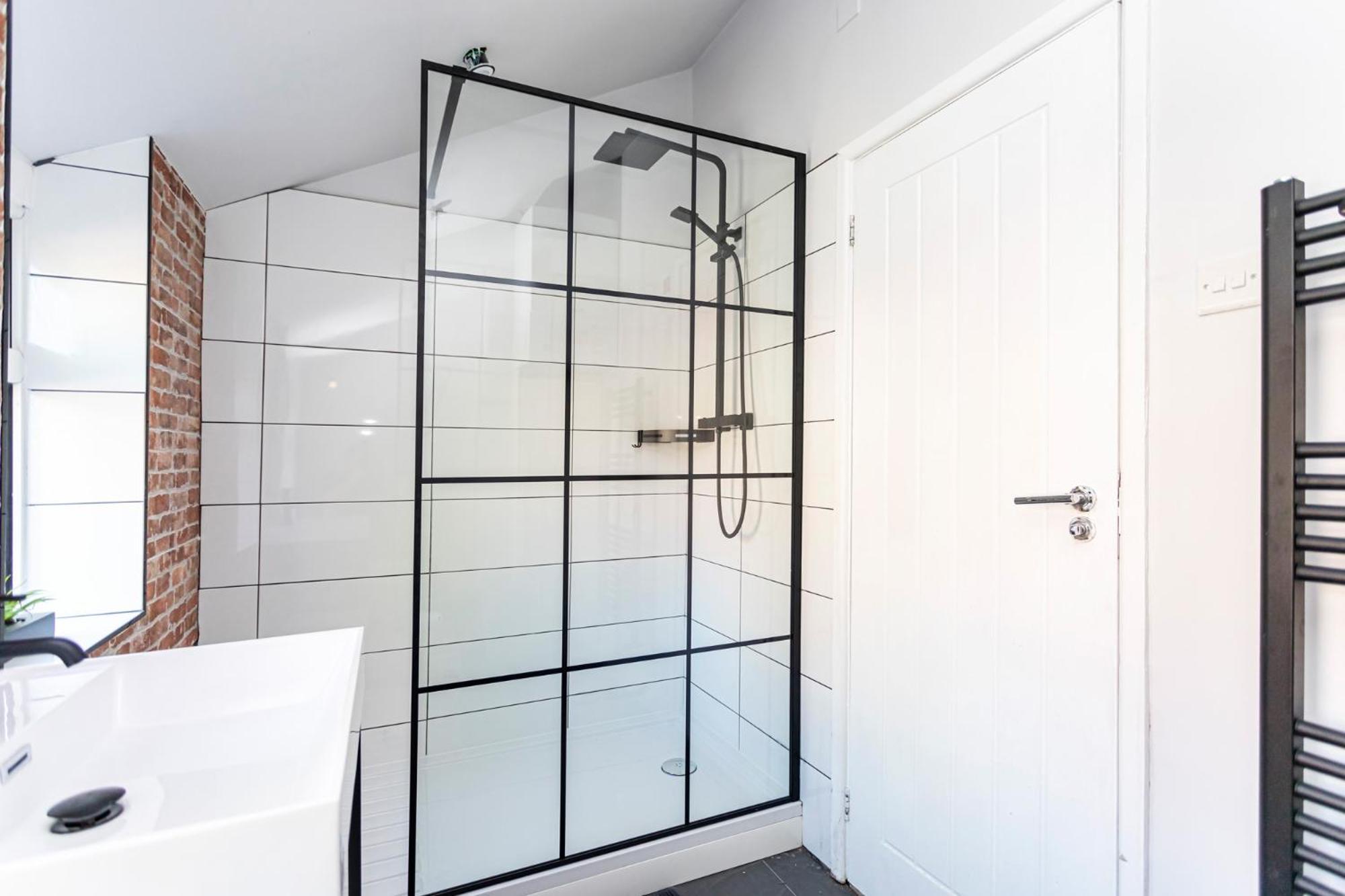 Modern 3 Bed, Heart Of Ashley Cross, 5 Mins To Sandbanks Poole Zewnętrze zdjęcie